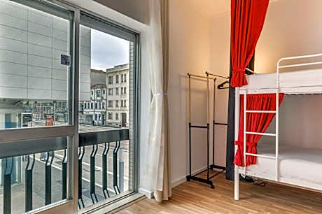 Avenue View Rooms