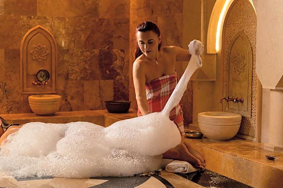 Sky Blue Hotel & Spa