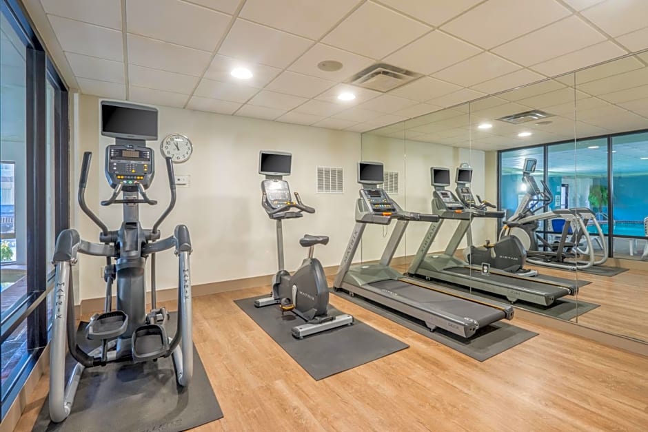 Holiday Inn Express Hotel & Suites Louisville East By IHG