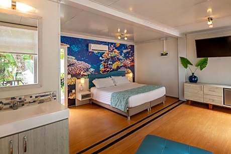 Standard Double Suite