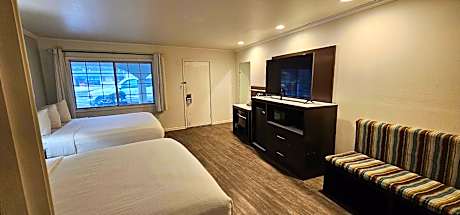 Queen Room with Two Queen Beds