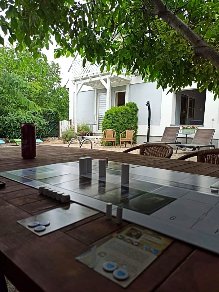 BELYSIUM Bed & Breakfast Panzió