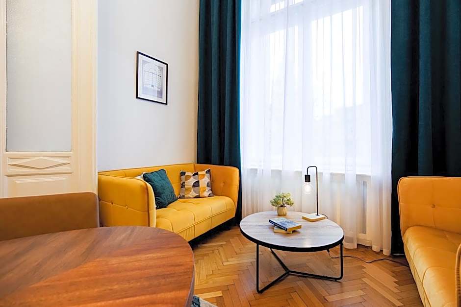 Maverick Apartments
