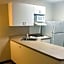 Studio 6 Chantilly VA Washington Dulles Airport