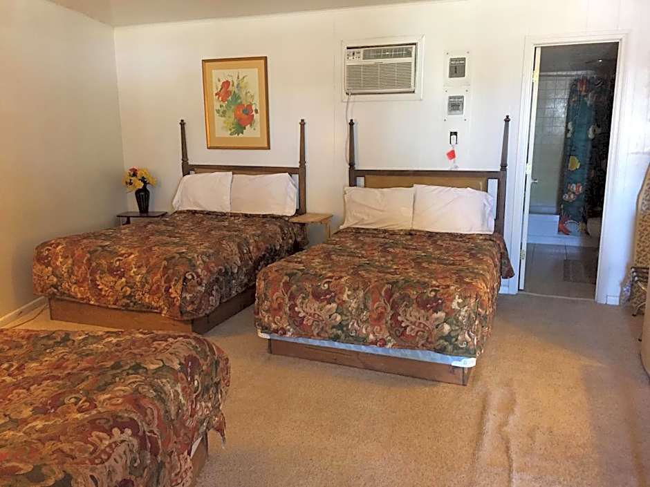 Rustic Motel Rolla