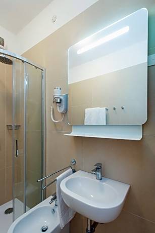 Economy Double or Twin Room
