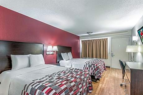 Deluxe 2 Full Beds Smoking