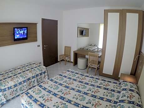 Superior One-Bedroom Apartment