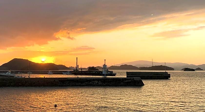 NIPPONIA HOTEL Takehara Saltworks Town