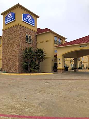 Americas Best Value Inn & Suites Gun Barrel City