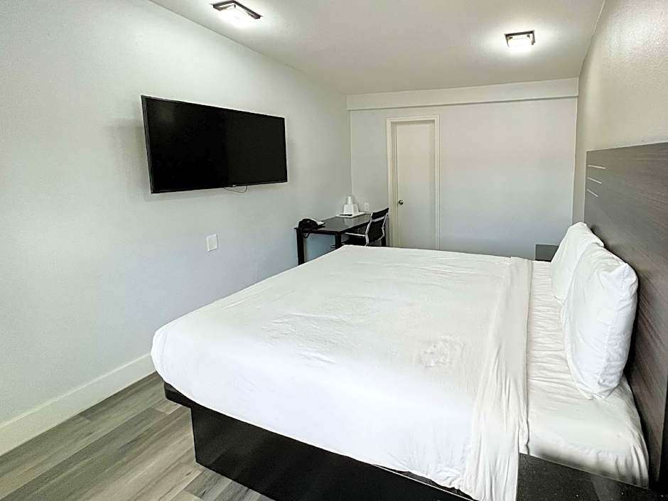 Motel 6 Santa Cruz, CA