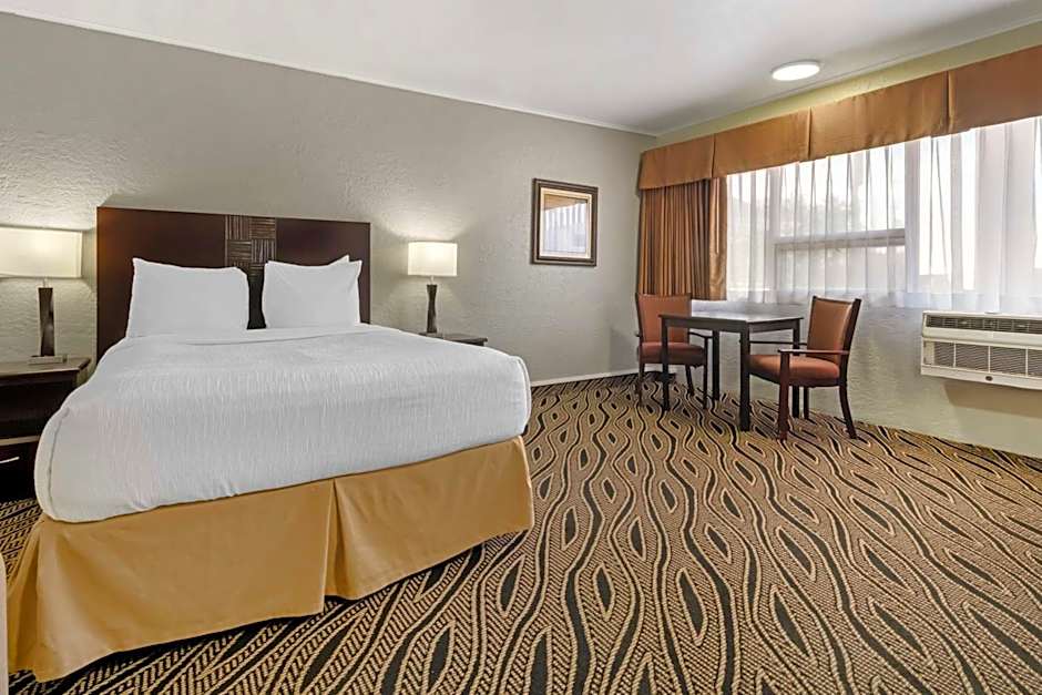Best Western Red Carpet Inn