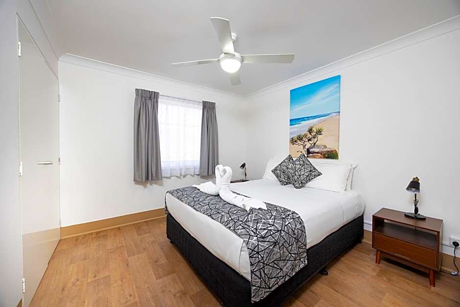 Forster Holiday Village