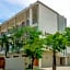 OYO 1200 Kencana Residence