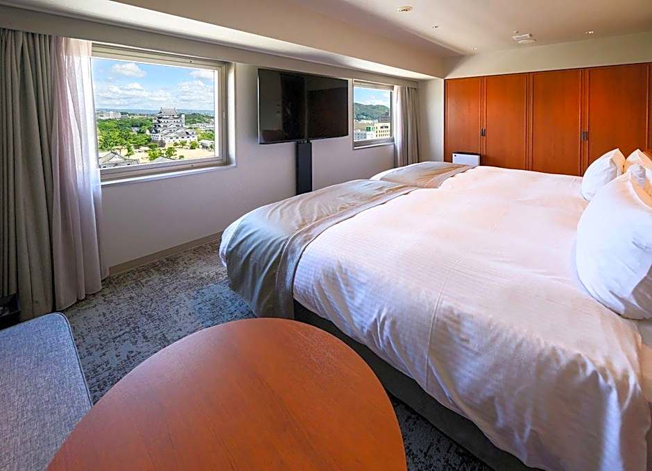 Fukuyama New Castle Hotel