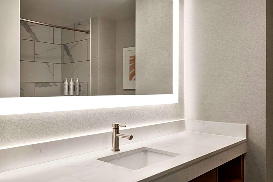 Hampton Inn By Hilton Virginia Beach-Oceanfront South