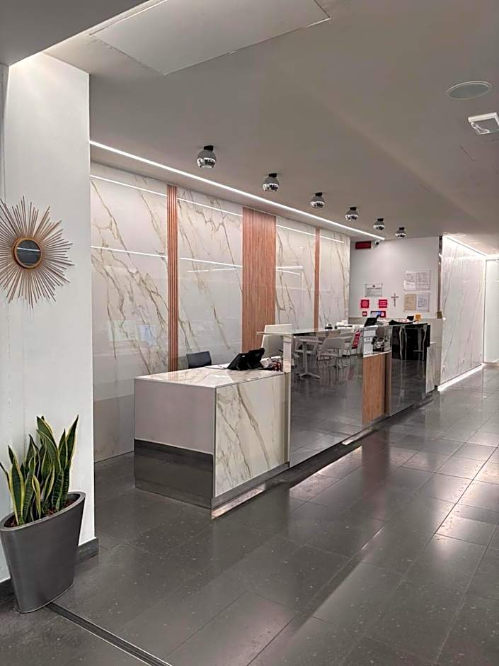 One Hotel & Restaurant