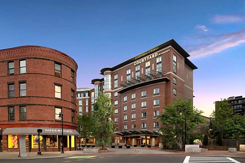 Courtyard by Marriott Boston Brookline