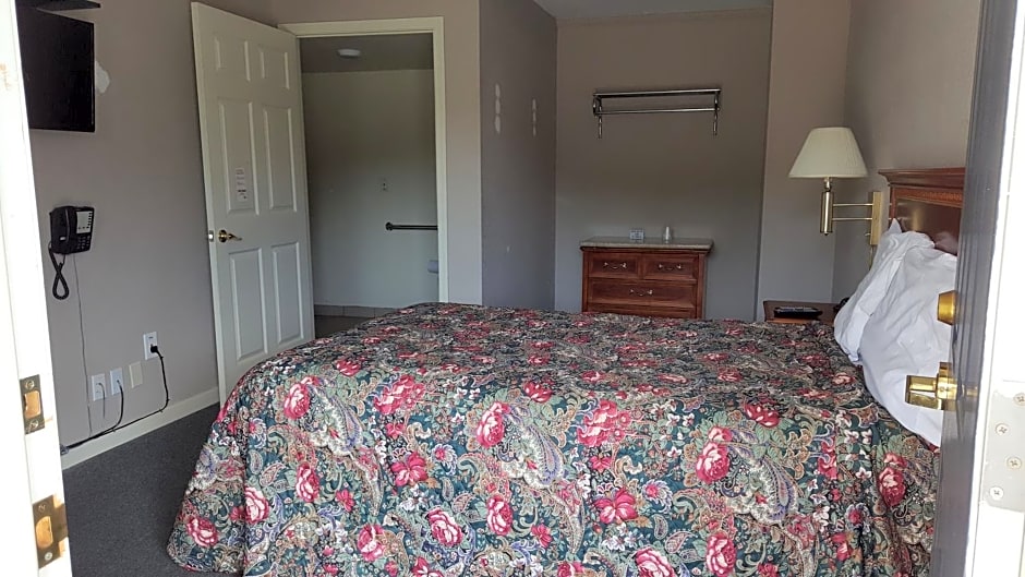 Pacific Motel