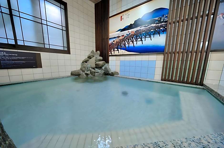 Hamilton Hotel Blue Meiekiminami