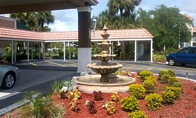 The Heritage Park Inn
