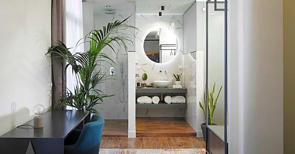 The Gem Society Hotel