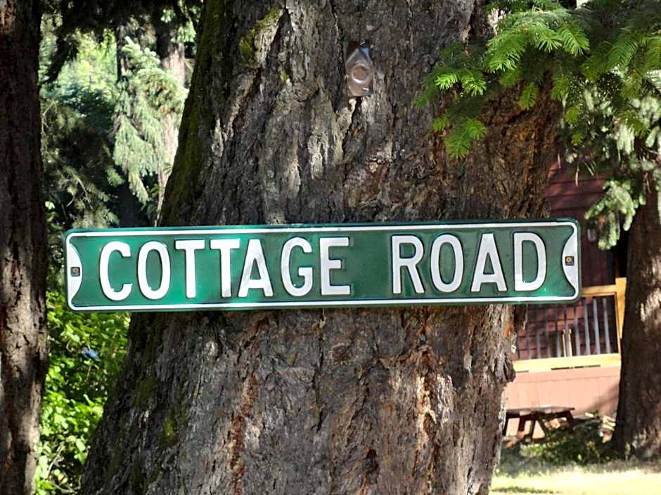 Old Towne Inne Chuckwagon Bar & Grill