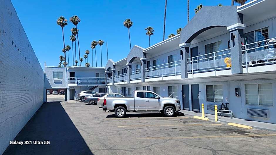 Value Inn Hollywood