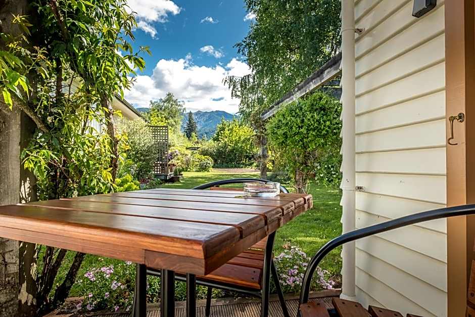 Harrogate Gardens Motel