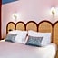 RockyPop Marseille Hotel