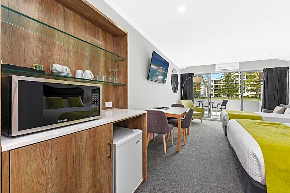 Palm Court Motor Inn