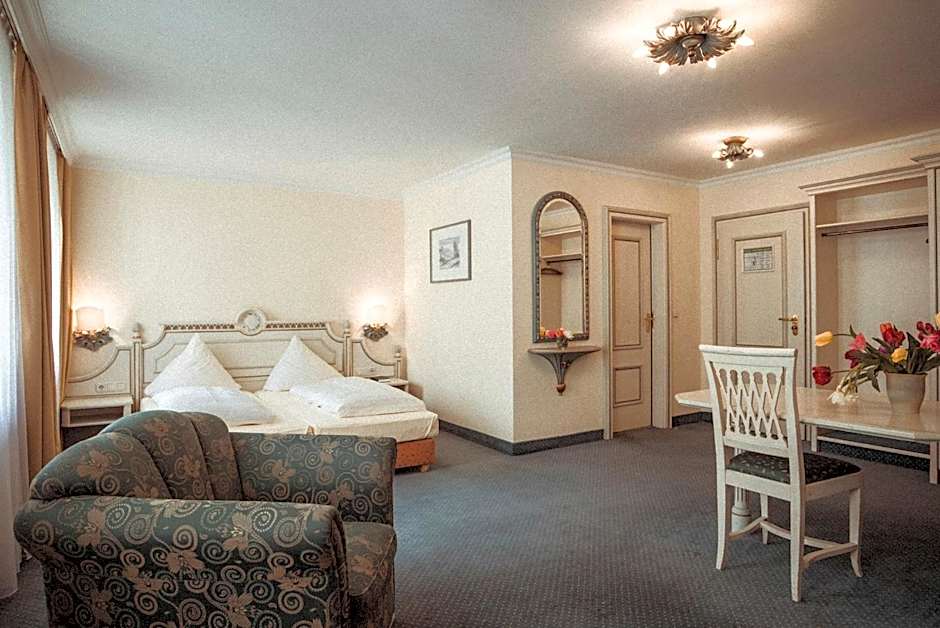 Suite — 2 fotoğraftan 1. fotoğraf