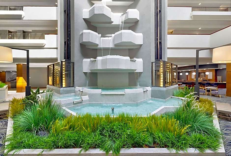 DoubleTree by Hilton Davenport