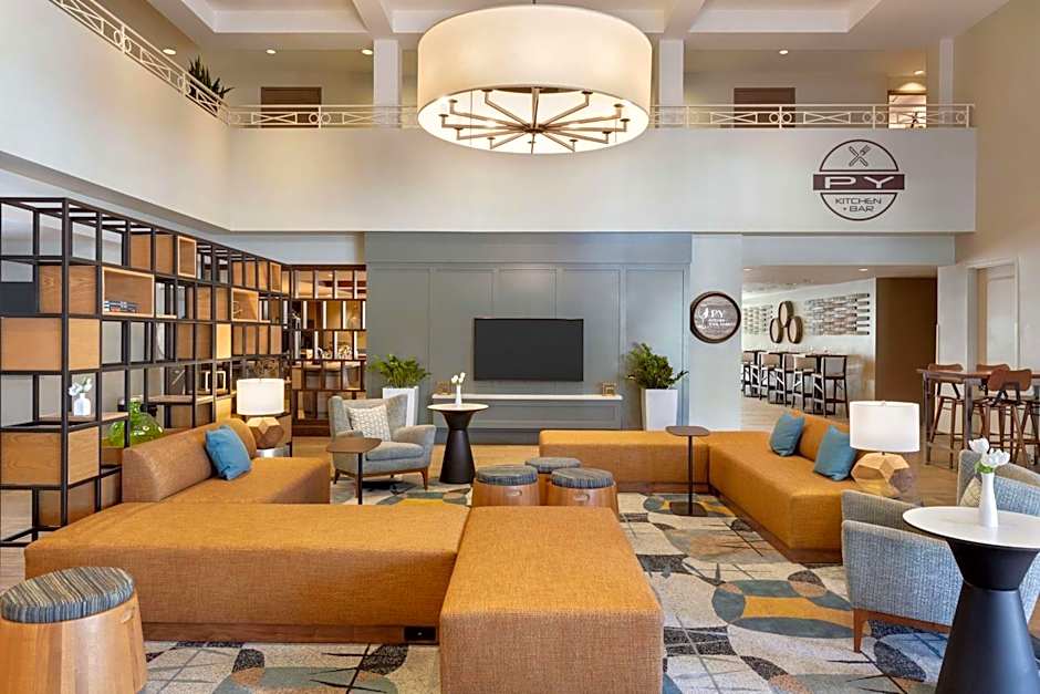 DoubleTree By Hilton Campbell - Pruneyard Plaza