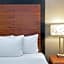 La Quinta Inn & Suites by Wyndham Little Rock North - Mccain Mall