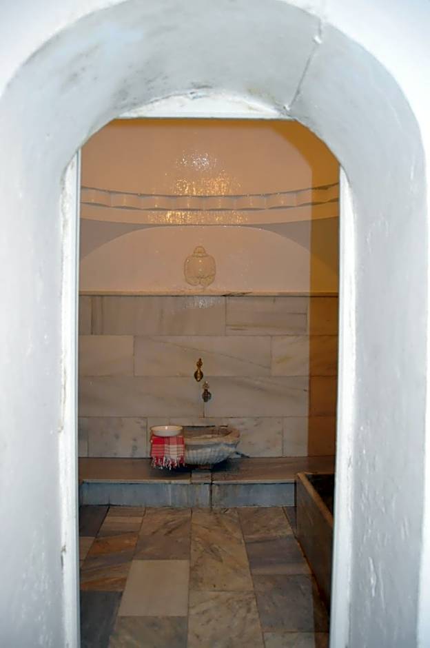 Demirci Otel