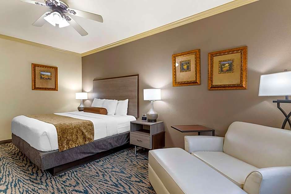 Best Western Plus Crown Colony Inn And Suites