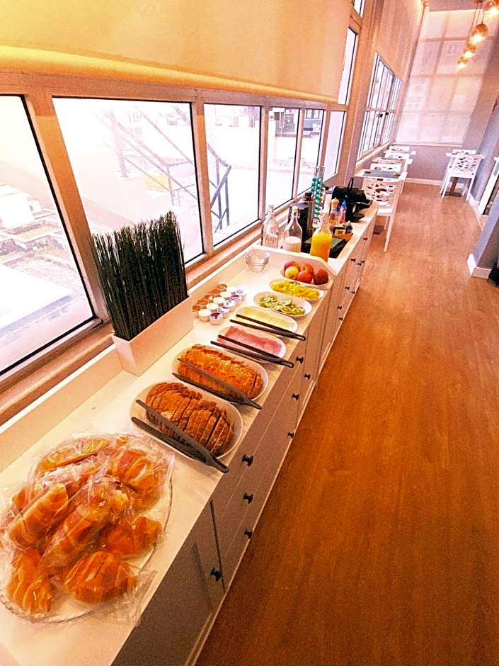 Le Premier Lisbon Suites