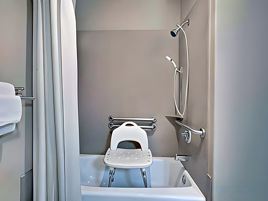 Sonesta Essential Hotels Odessa