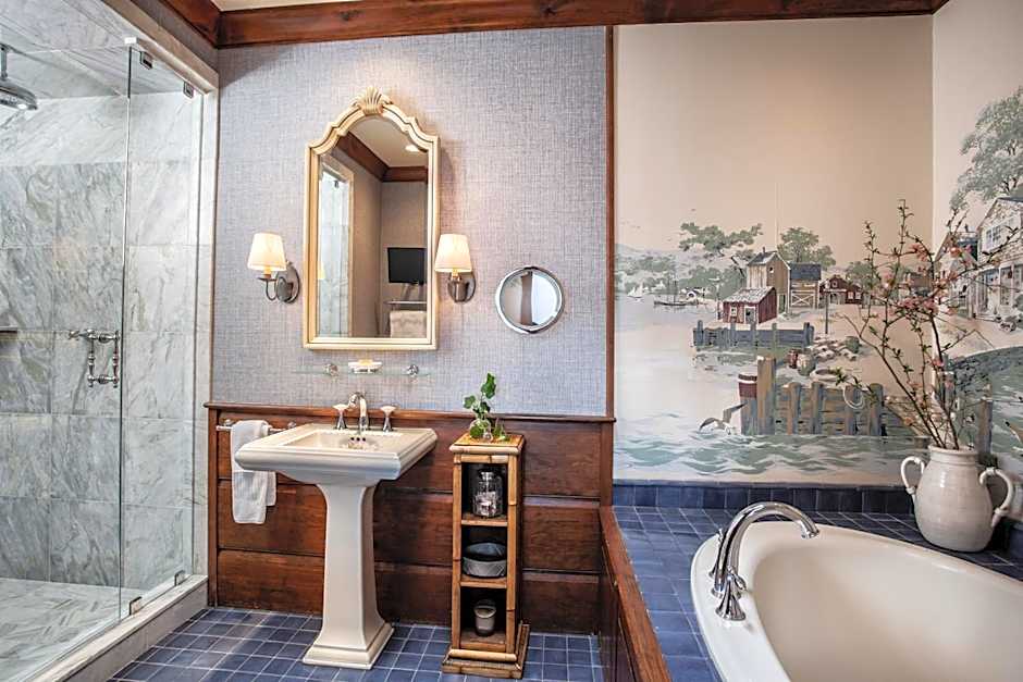 The Chanler at Cliff Walk