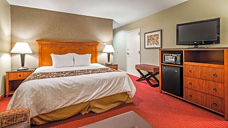 King Room with Sofa Bed - Non-Smoking