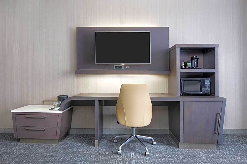 Courtyard by Marriott Richmond Downtown