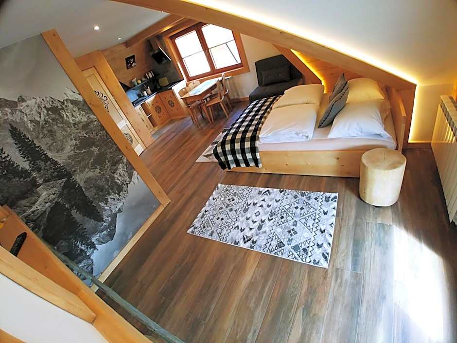 U Hani w pobliżu Gorący Potok i Termy