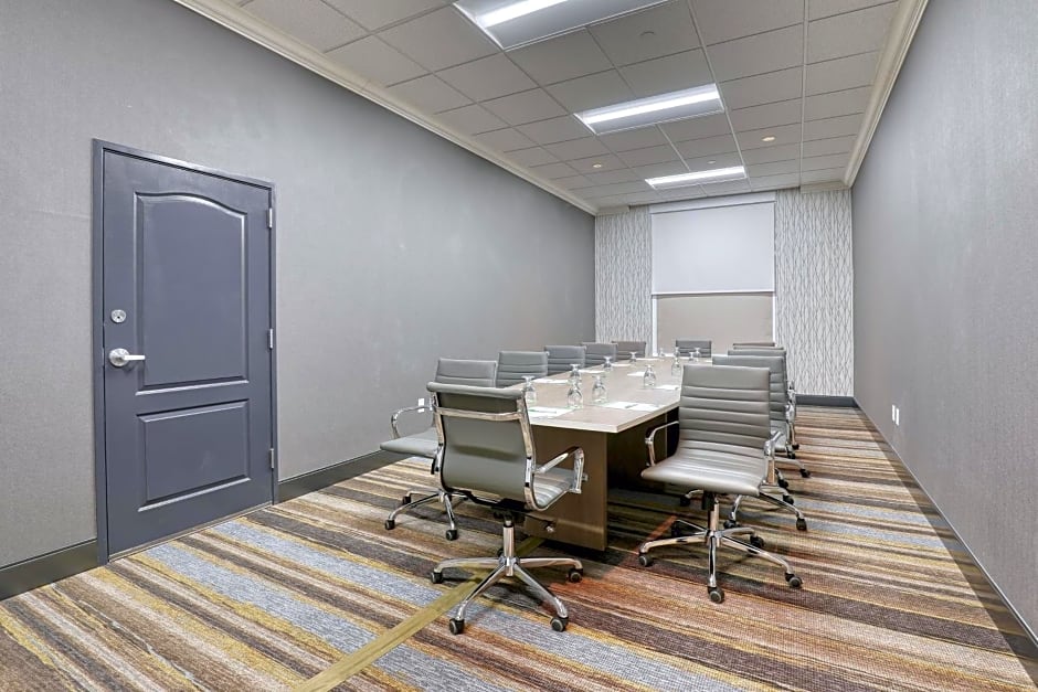 Holiday Inn Hotel & Suites Madison West - Middleton By IHG