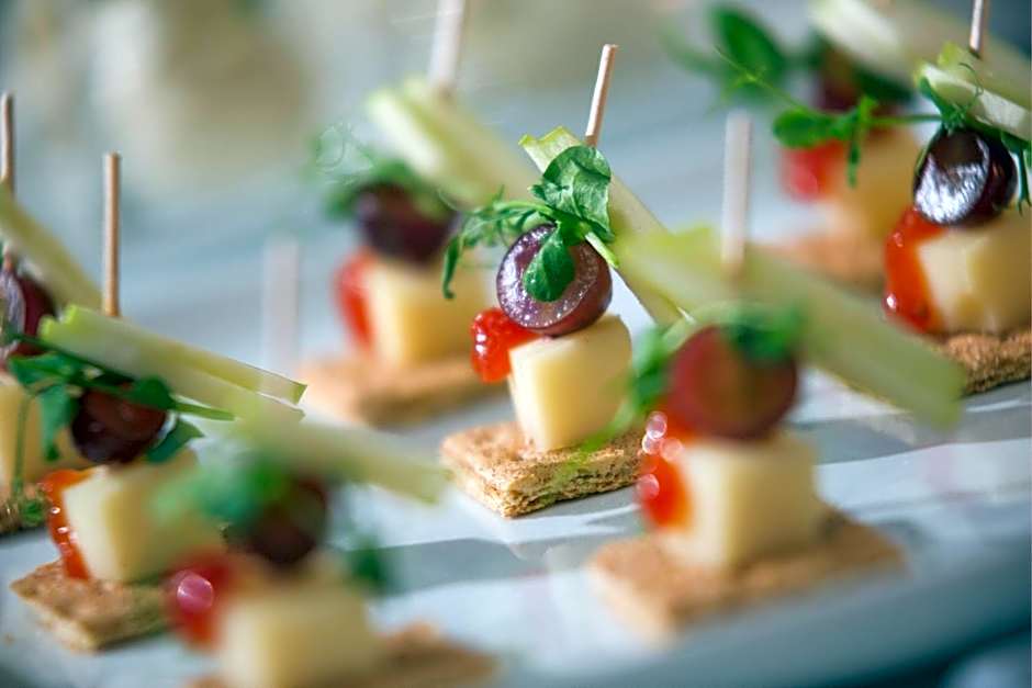 Renaissance by Marriott Meadowlands Hotel