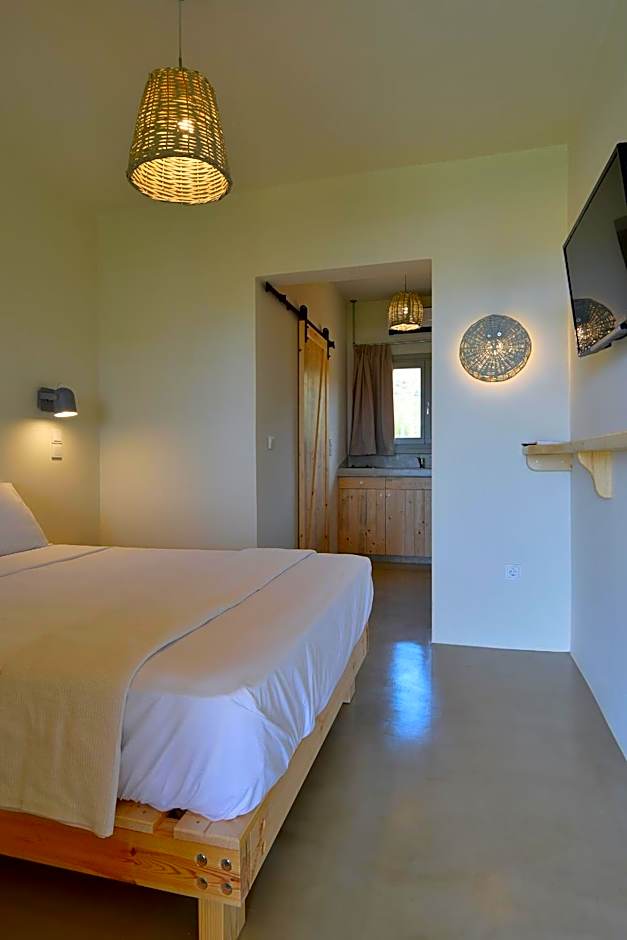 Rooster Guesthouse Rooms