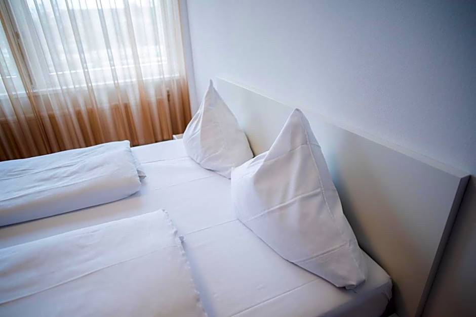 Hotel Leo