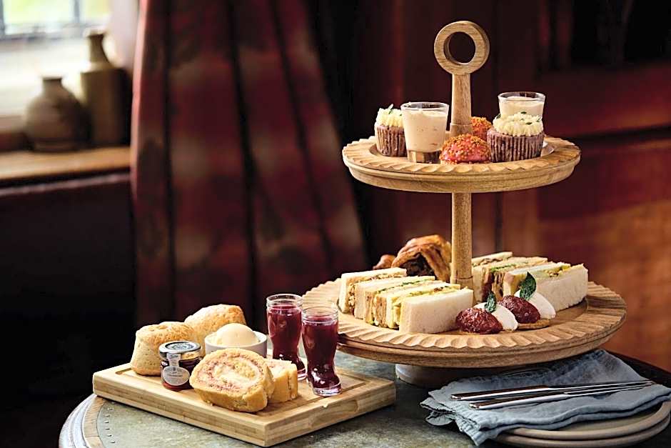Stone House Hotel