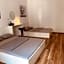 Lovecroatia Zagreb-'Paxnest' HOSTEL, No party! Cozy and quiet! Separated Men and women's Dormitory and Shower room! Indoor shoes provided! Lower beds with curtains for privacy! Maximum 4-5 beds per room! Fully prepared bed sheets! Have Laundry shop