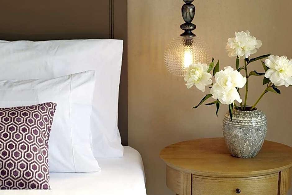 Nido, Mar-Bella Collection an SLH hotel